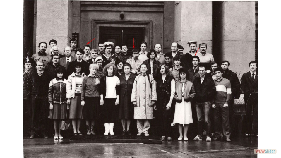 USSR Army Championship, Sverdlovsk, Russia 1987. Americans can recognize at least two chess players here: GM Vassily Ivanchuk and GM Ildar Ibragimov. Rochesterians can recognize one more.